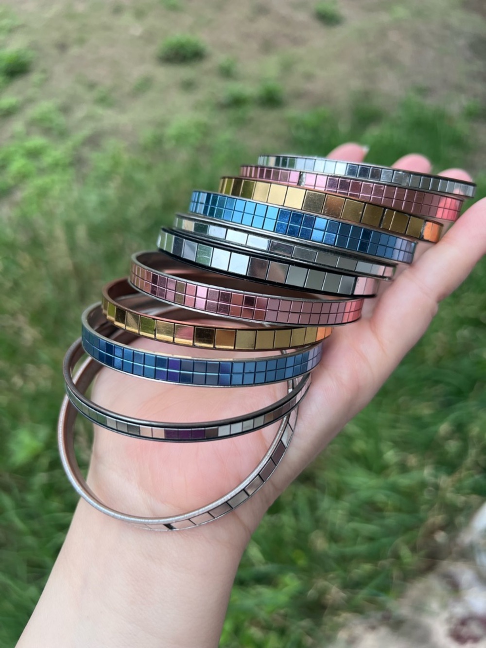 Multi-Color bangle bracelets - Picture 3 of 4